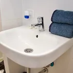 Harbor Ocean View Apartment *